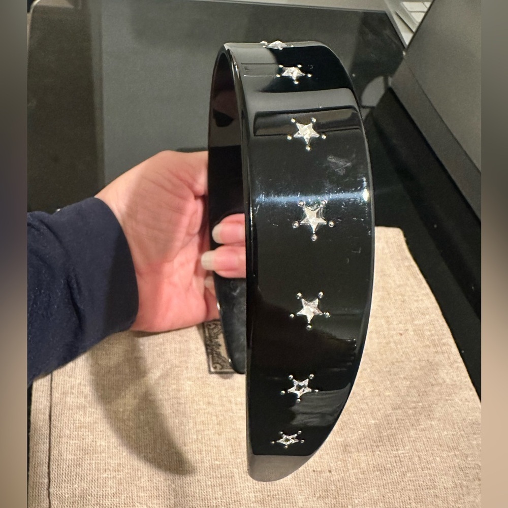 Gucci Black Headband with Star Accents - Picture 5 of 8